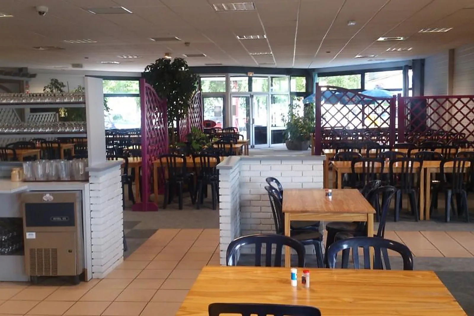 Salle de réception, ESPACE MIDINETTE