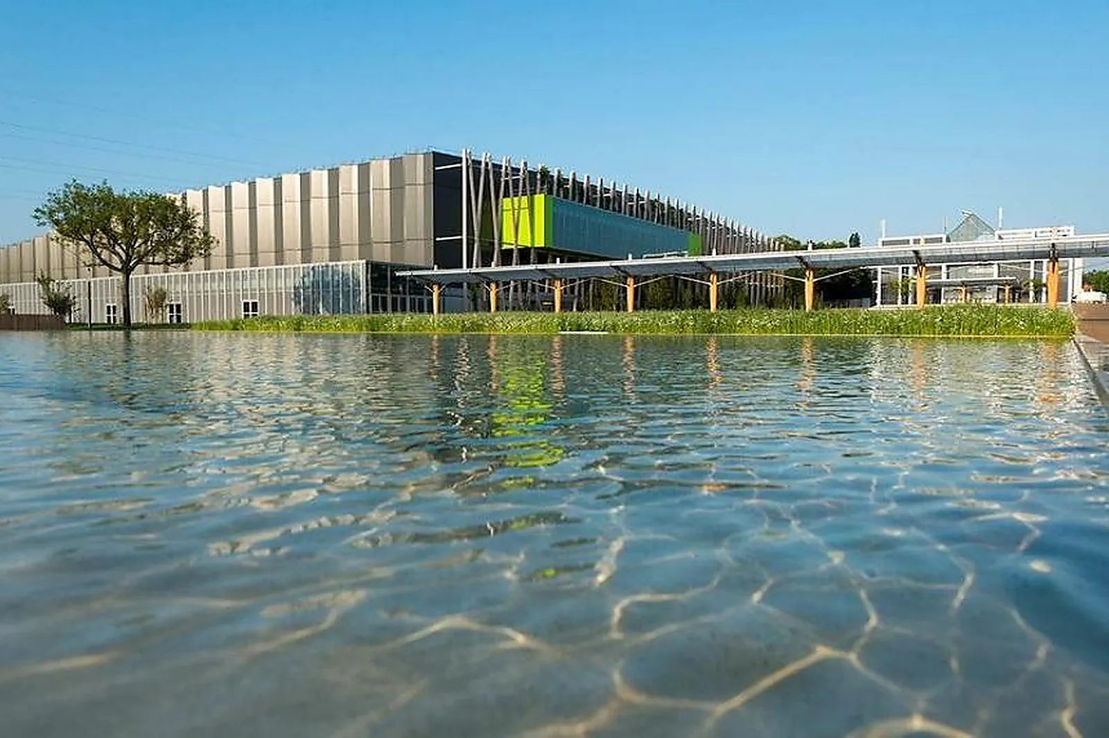 Lieux événementiels, EXPONANTES