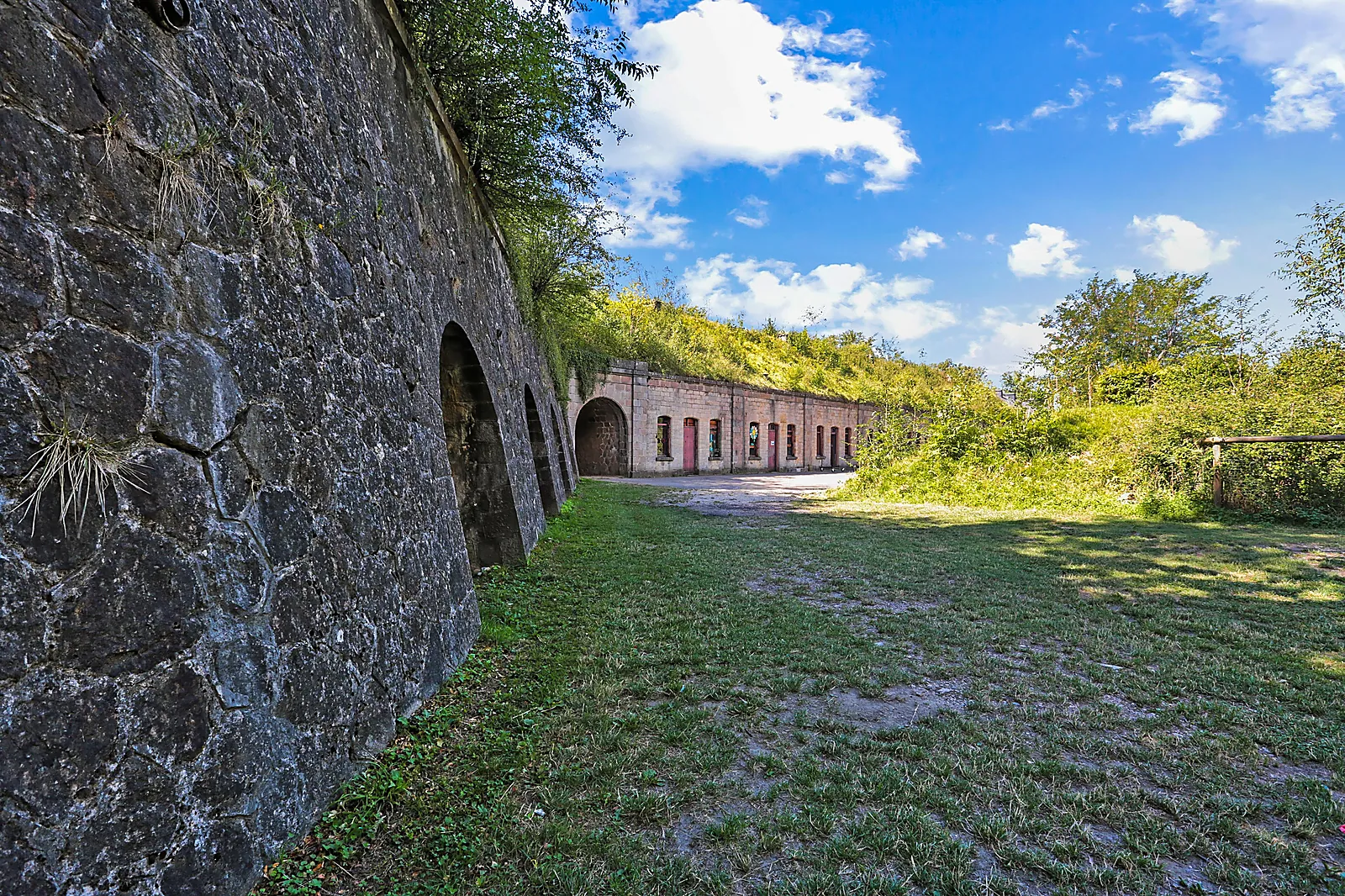 Lieux événementiels, FORT DE FEYZIN