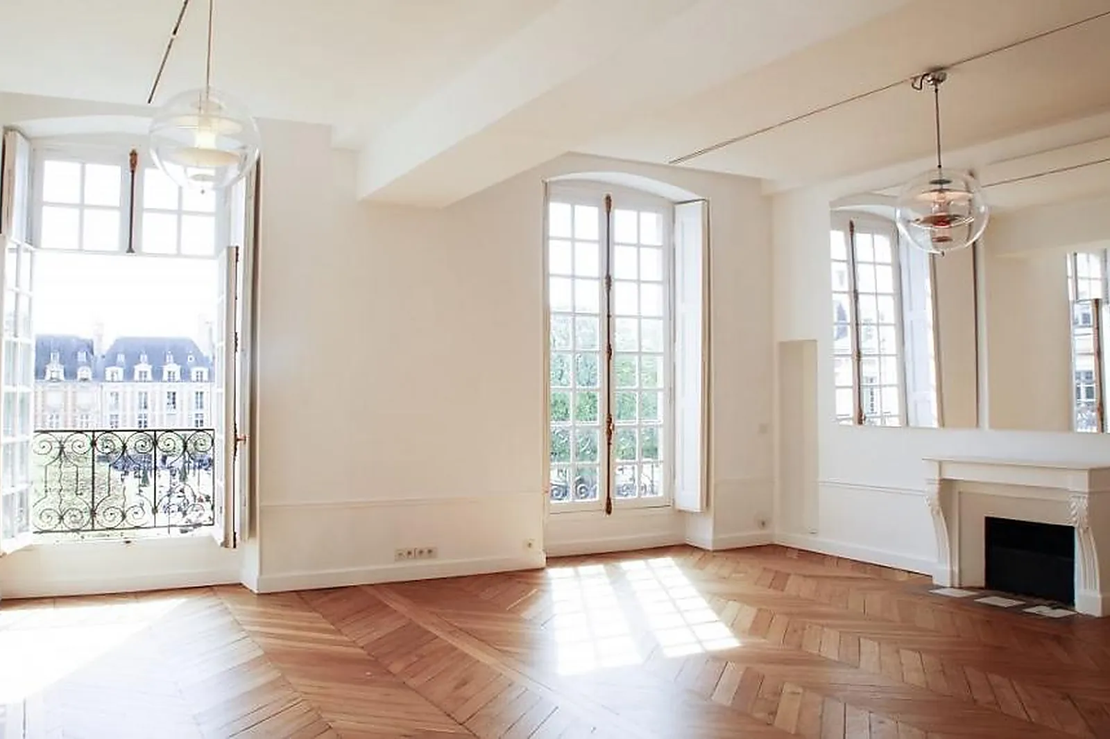 Lieux événementiels, GALERIE JOSEPH PLACE DES VOSGES