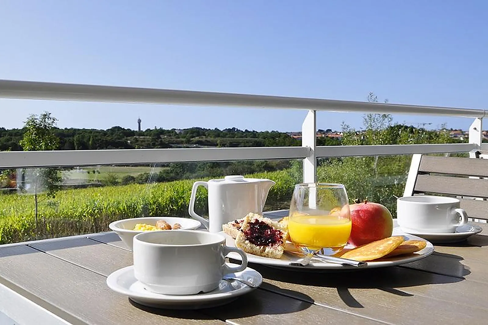 Hôtel, GOLDEN TULIP PORNIC SUITES