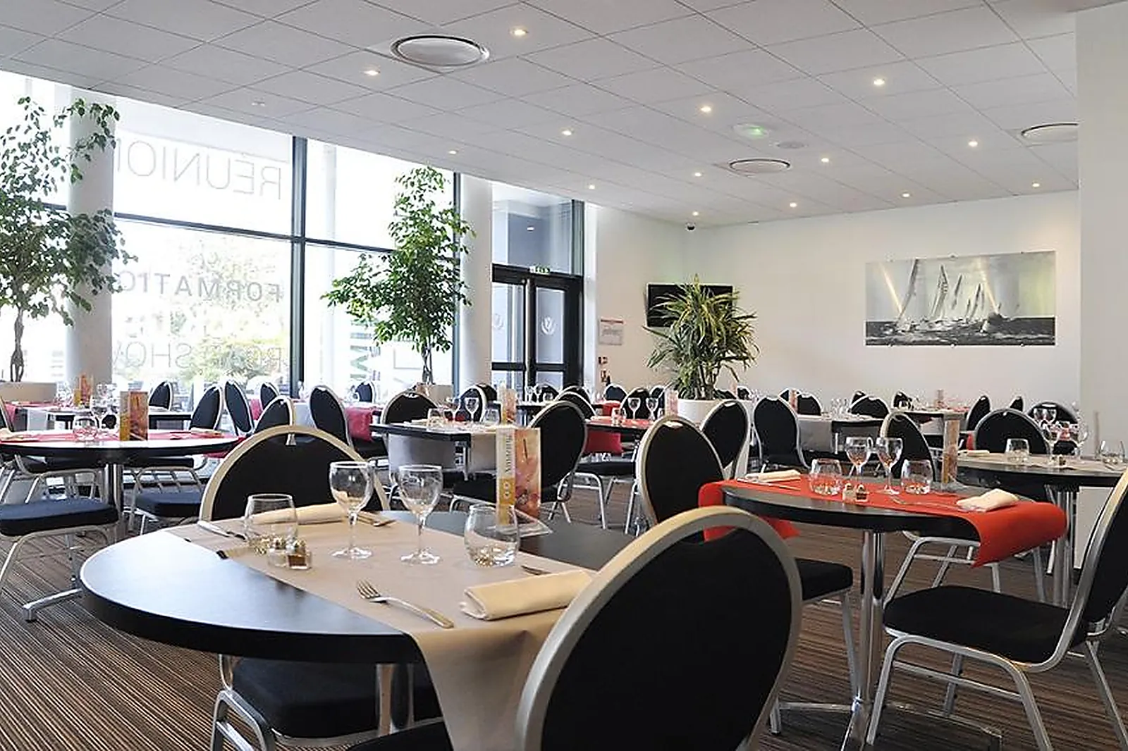 Hôtel, GOLDEN TULIP PORNIC SUITES