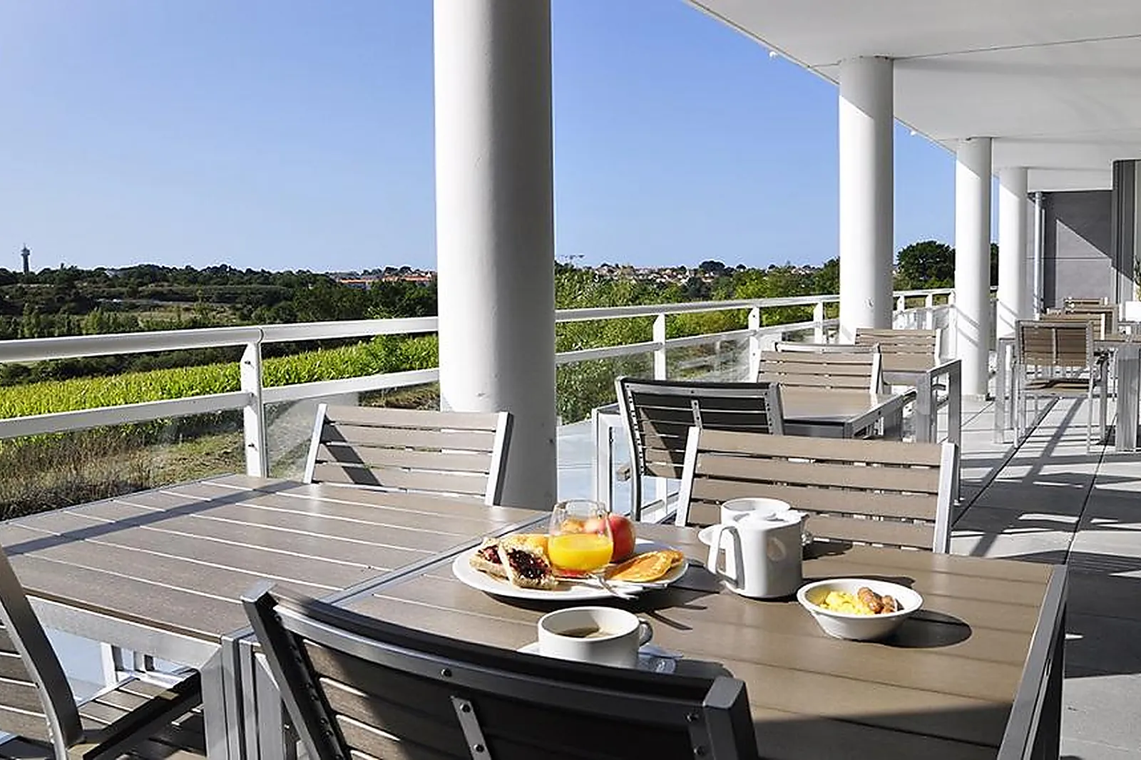 Hôtel, GOLDEN TULIP PORNIC SUITES