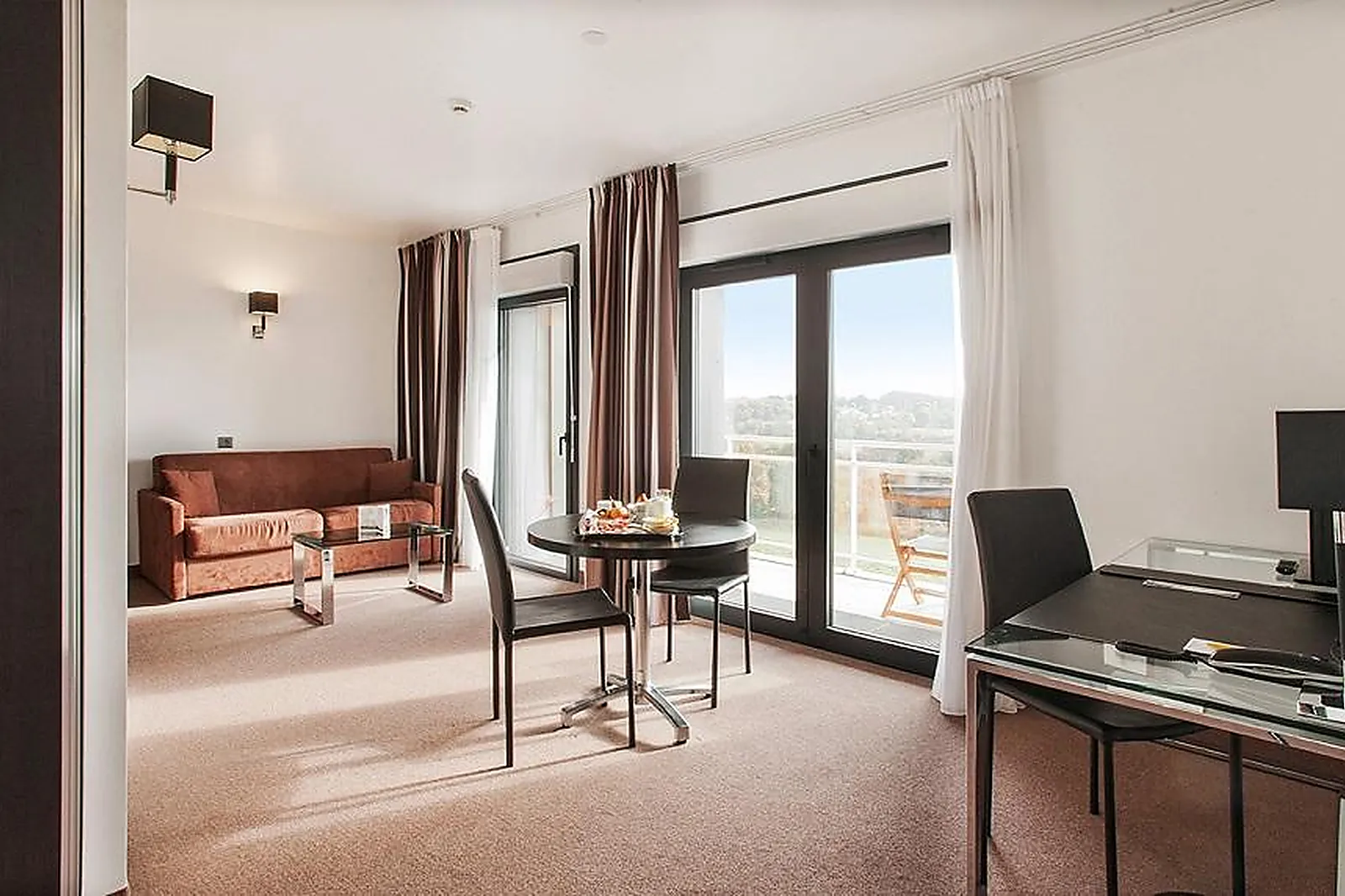 Hôtel, GOLDEN TULIP PORNIC SUITES