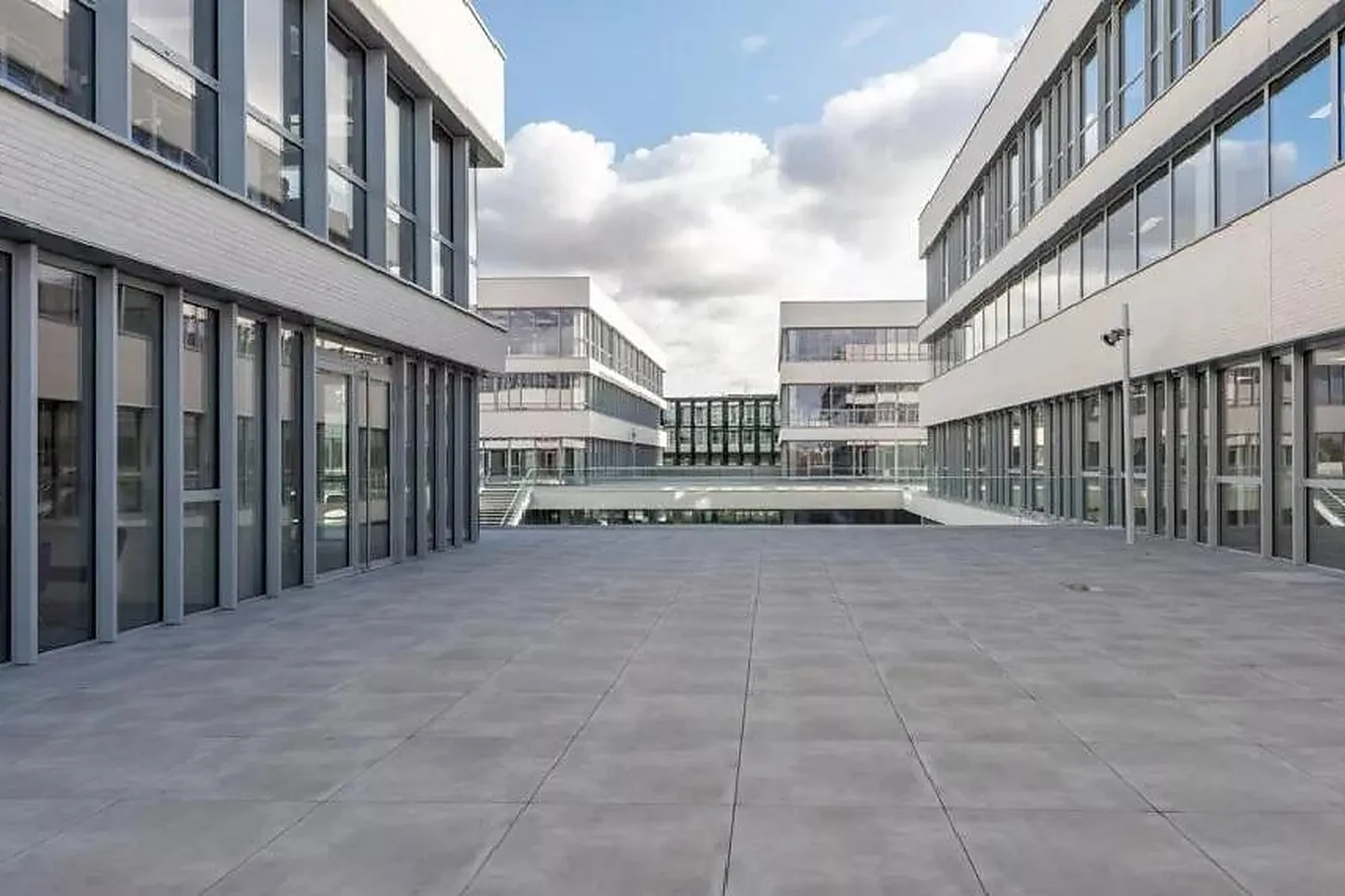 Lieux événementiels, HIPTOWN - ESPACE DE COWORKING - EURATECH