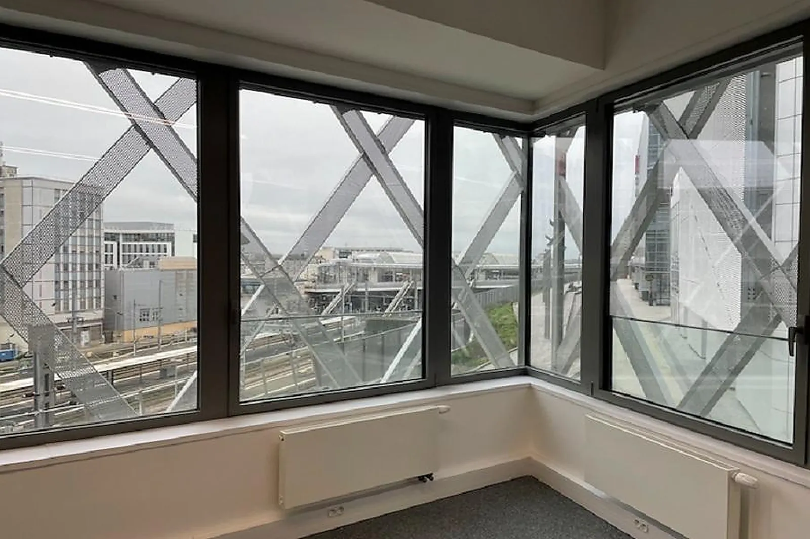 Lieux événementiels, HIPTOWN - EURORENNES GARES -