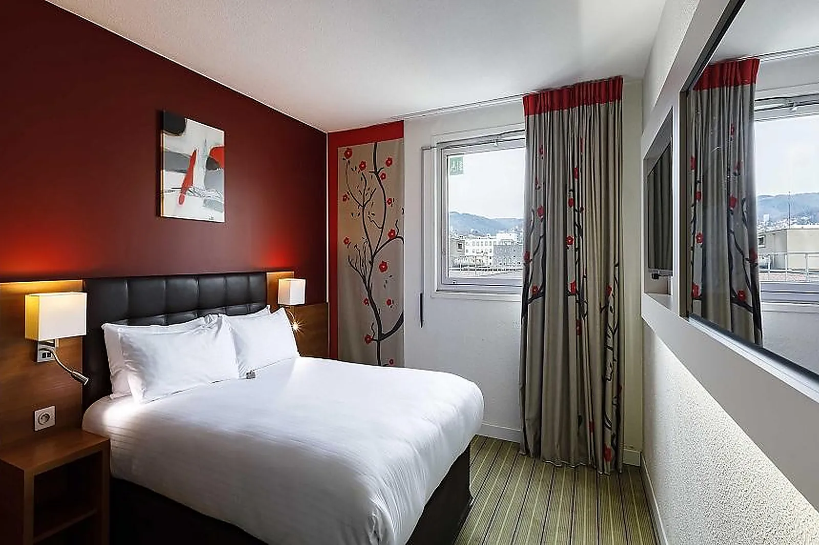 Lieux événementiels, HOLIDAY INN CLERMONT CENTRE