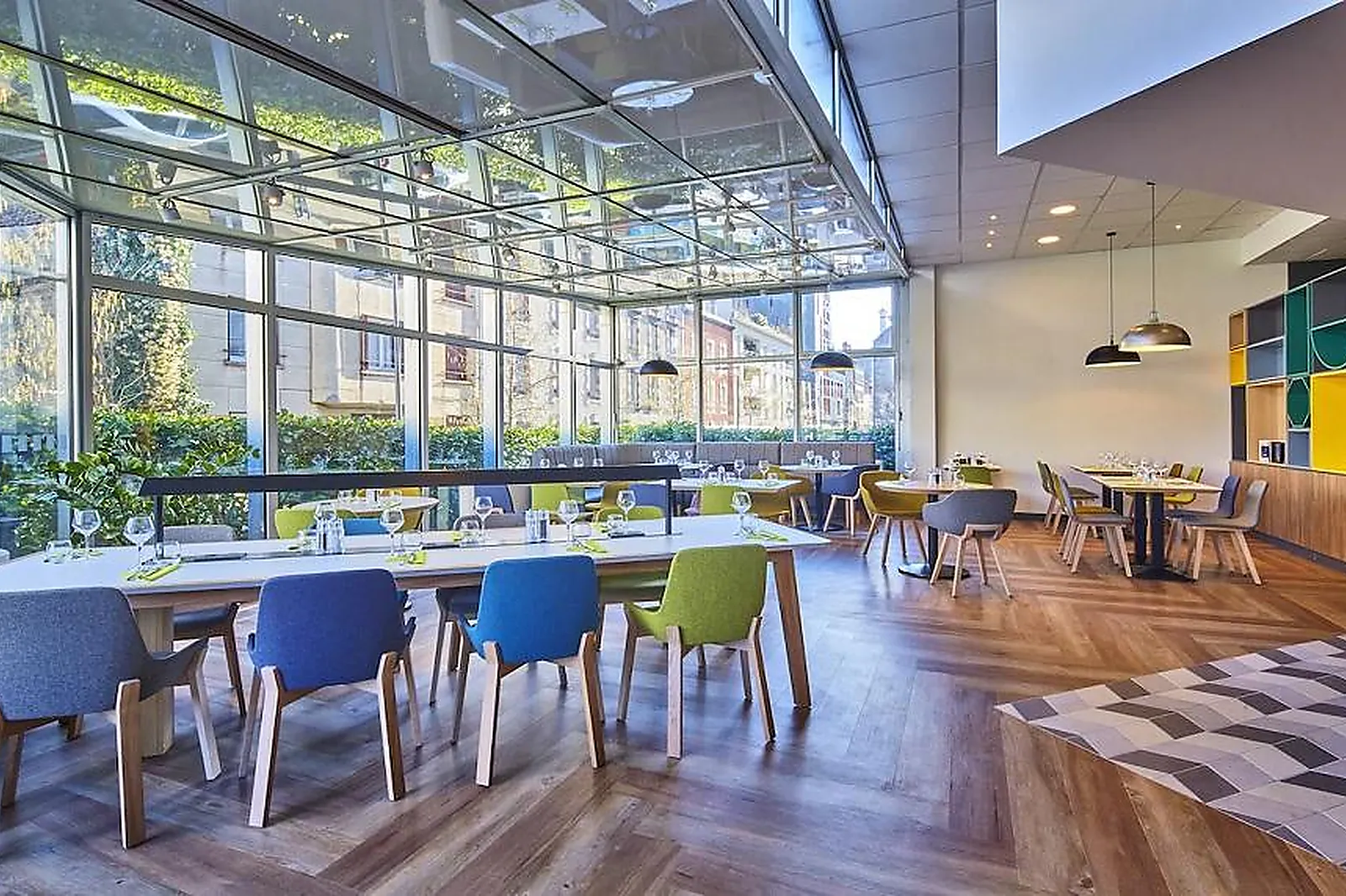 Lieux événementiels, HOLIDAY INN CLERMONT CENTRE