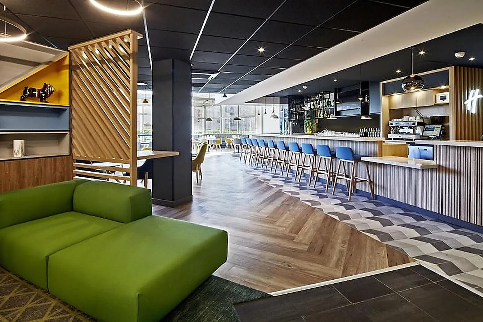 Lieux événementiels, HOLIDAY INN CLERMONT CENTRE