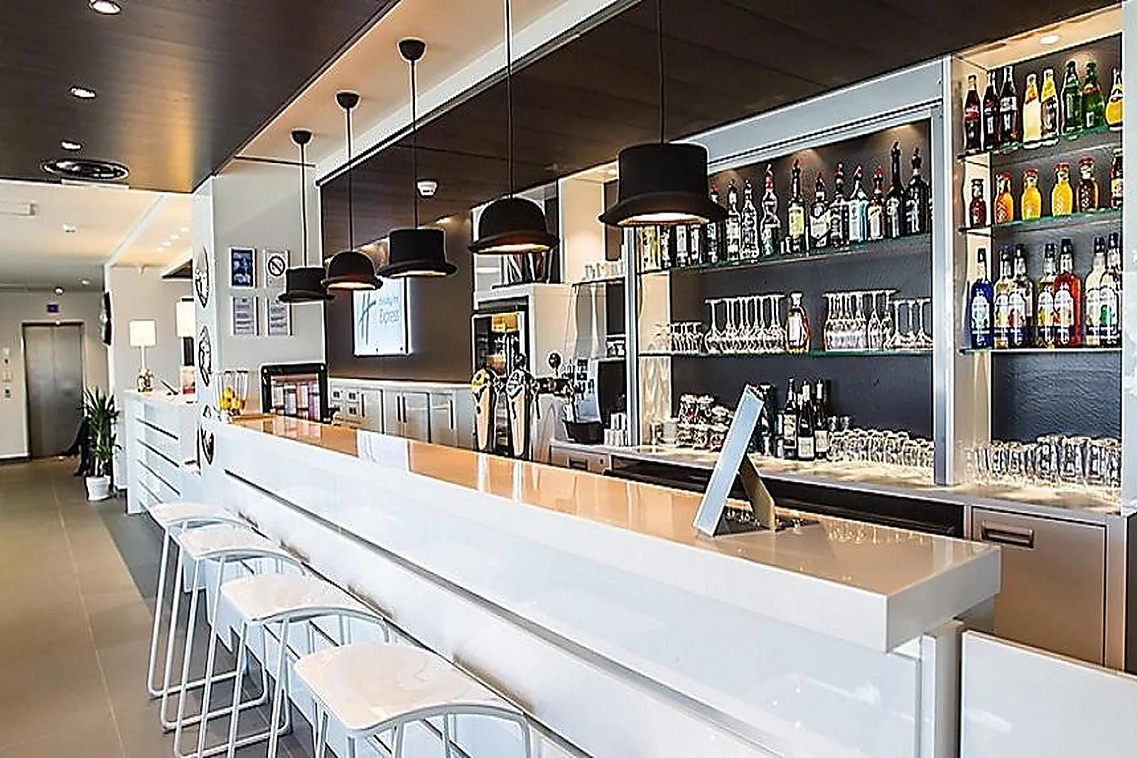 Lieux événementiels, HOLIDAY INN EXPRESS DIJON