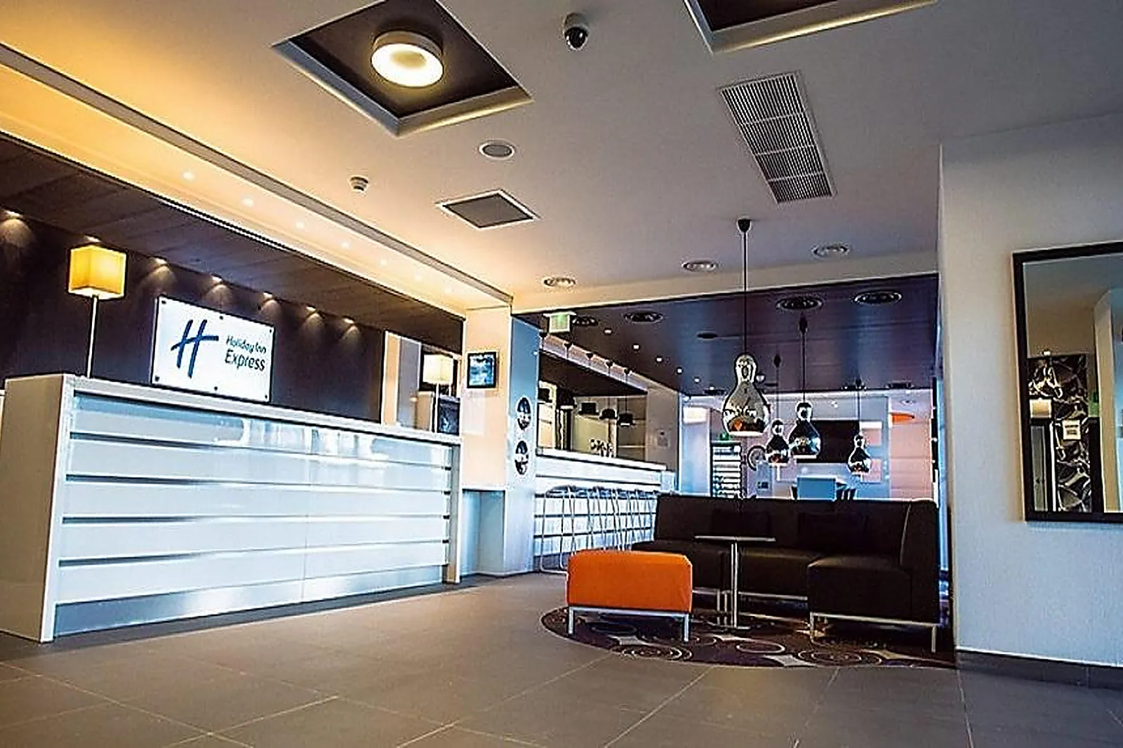 Lieux événementiels, HOLIDAY INN EXPRESS DIJON