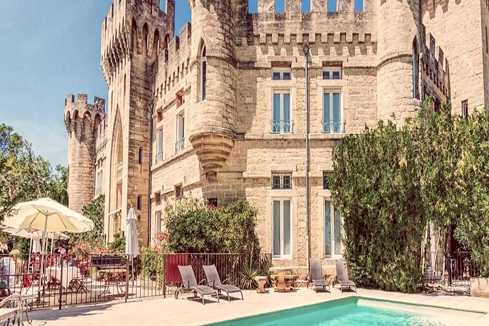 Hôtel, HOSTELLERIE DU CHÂTEAU DES FINES ROCHES