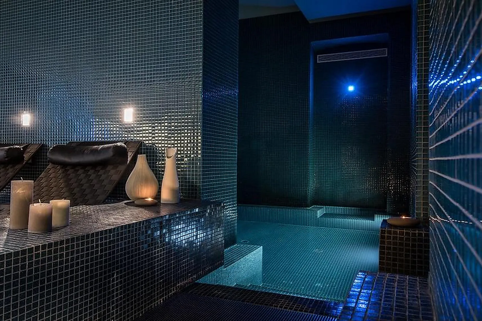 Lieux événementiels, HOTEL C2