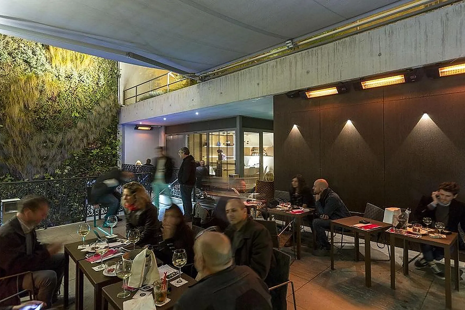 Lieux événementiels, HOTEL C2