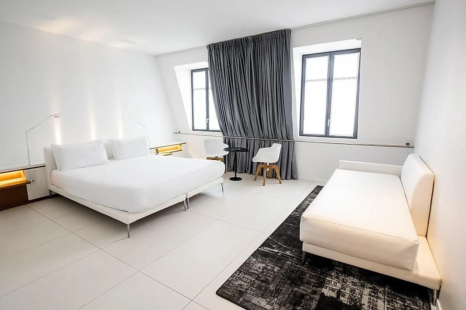 Lieux événementiels, HOTEL C2