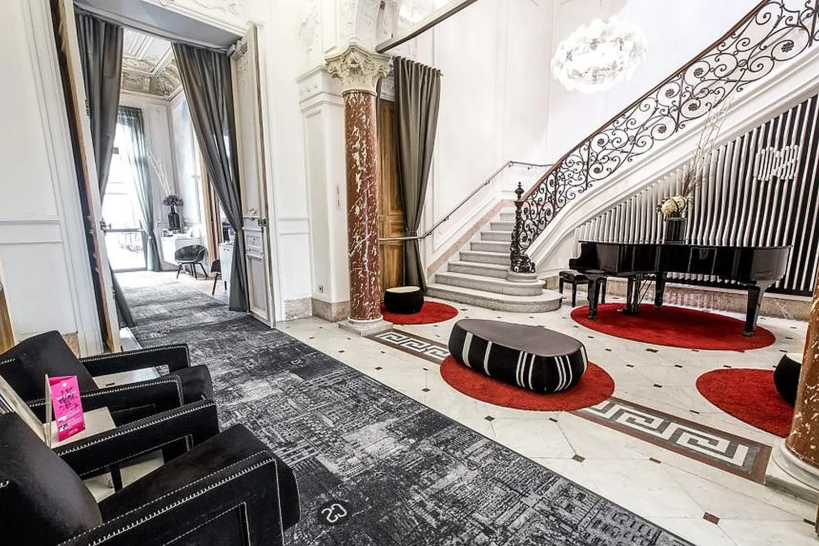 Lieux événementiels, HOTEL C2