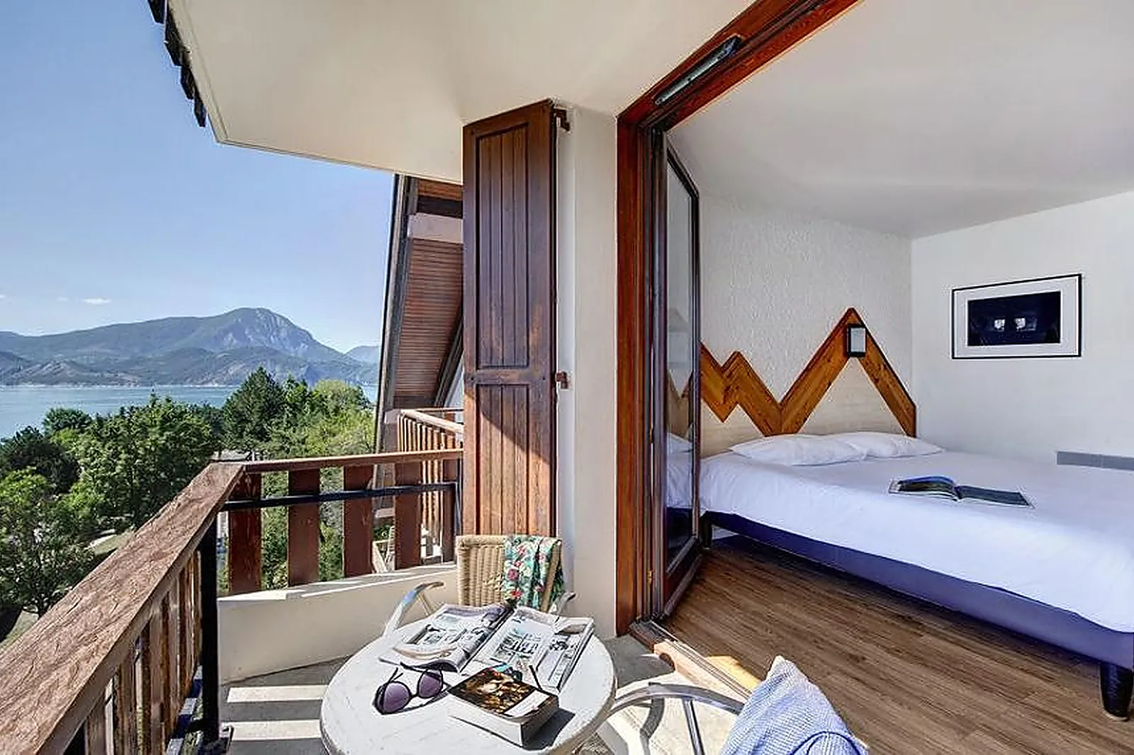 Lieux événementiels, HOTEL CLUB LES HYVANS