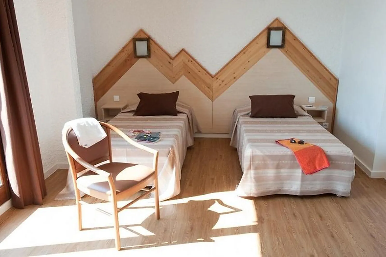 Lieux événementiels, HOTEL CLUB LES HYVANS