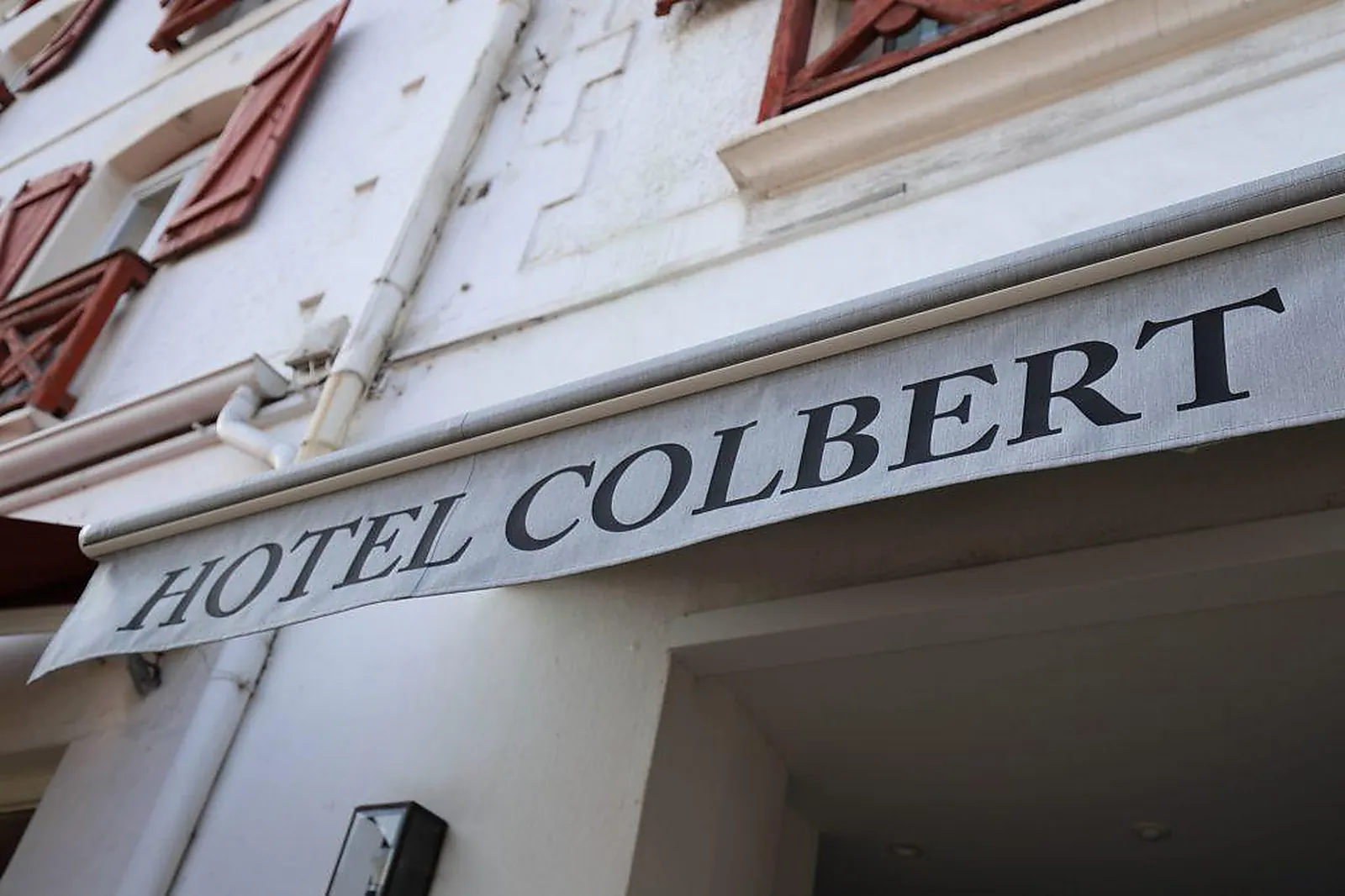 Hôtel, HOTEL COLBERT