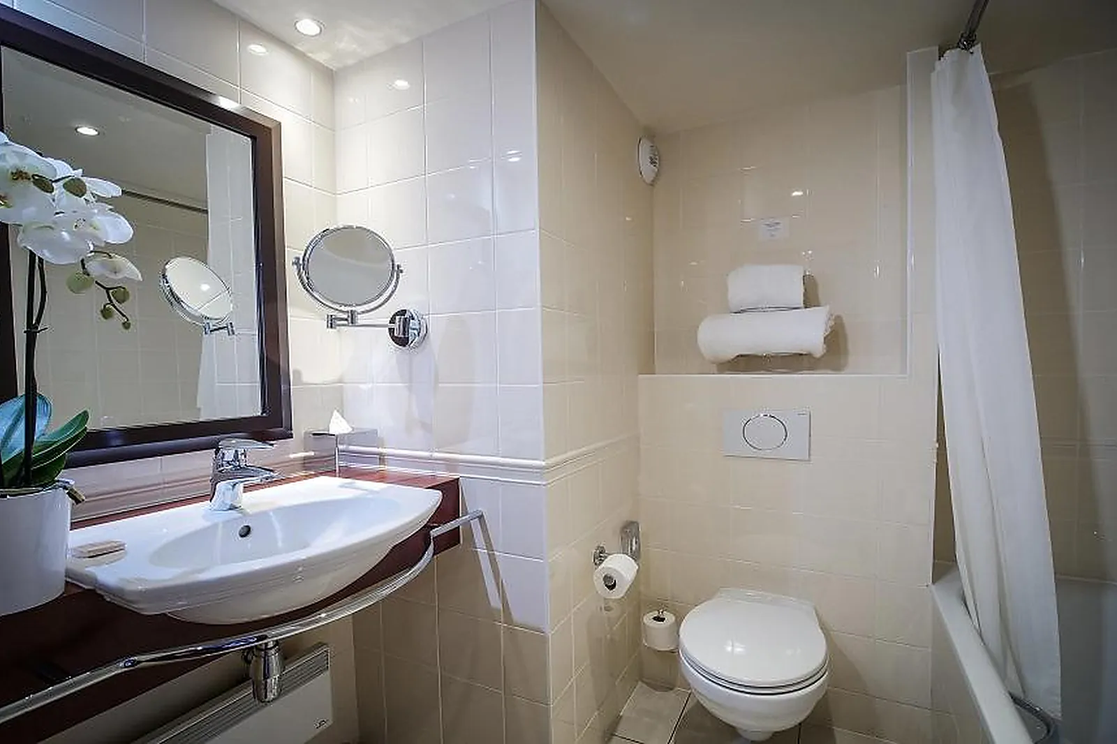 Lieux événementiels, HOTEL MERCURE PARIS GARE MONTPARNASSE TGV