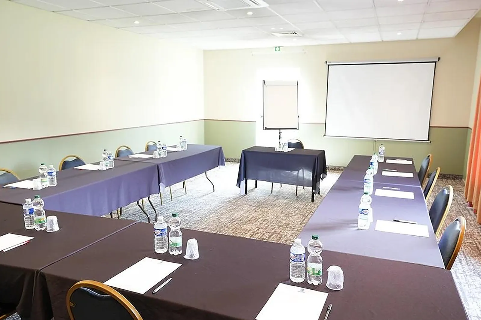 Hôtel, HOTEL MOUNT VENTÙRI 