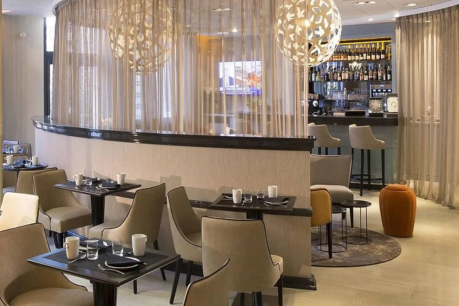 Lieux événementiels, HOTEL OCEANIA LE JURA DIJON