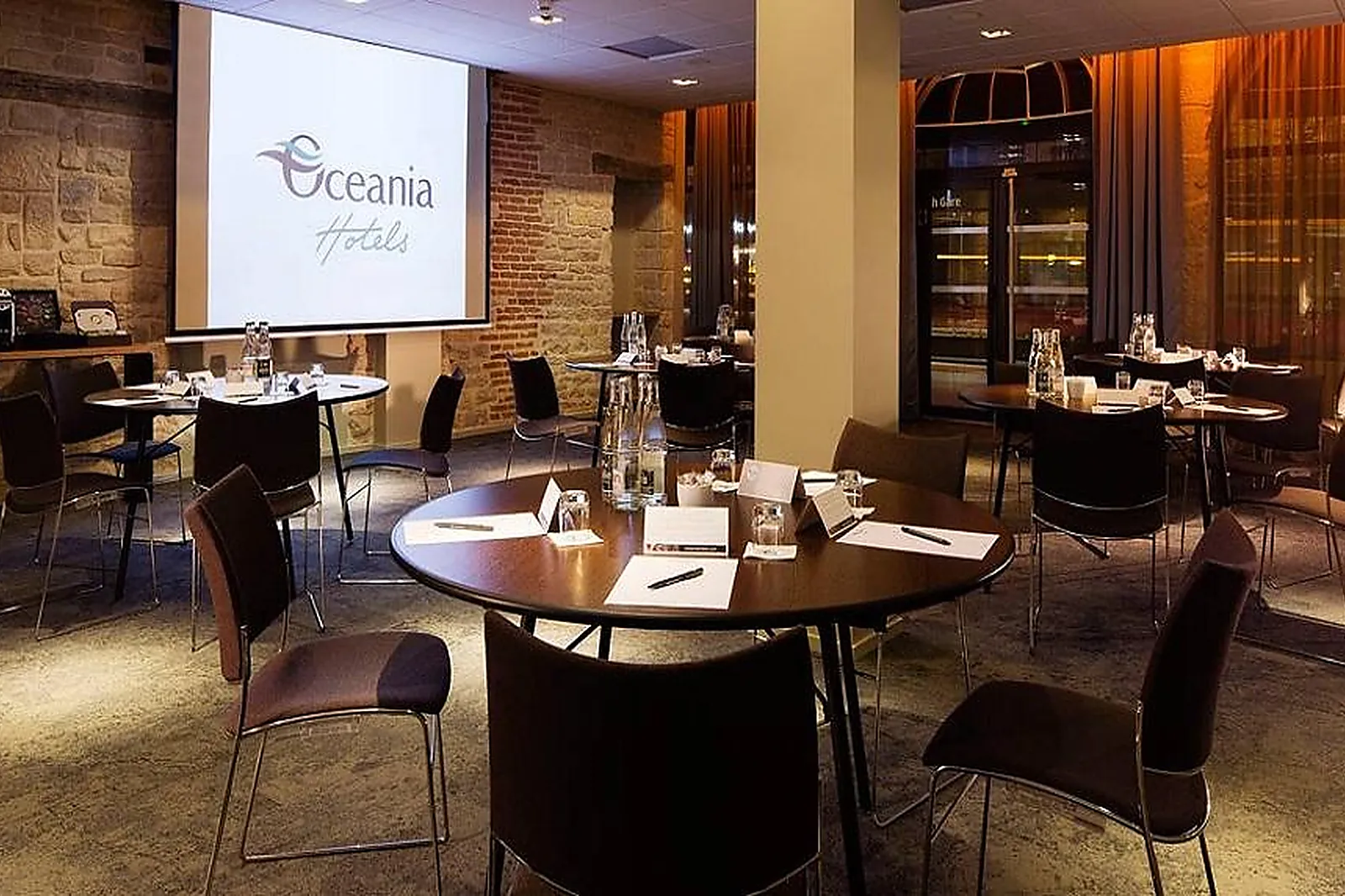 Lieux événementiels, HOTEL OCEANIA LE JURA DIJON