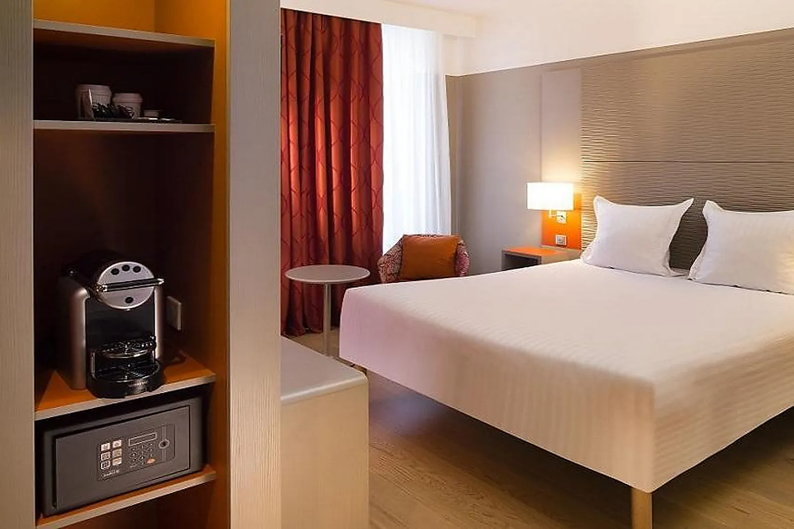 Lieux événementiels, HOTEL OCEANIA LE JURA DIJON