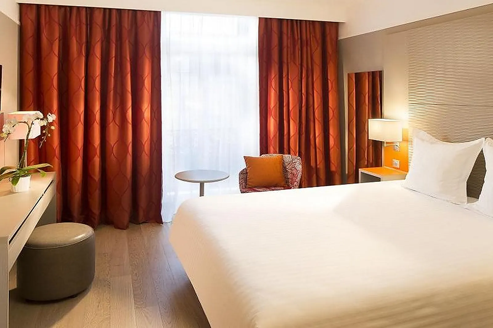 Lieux événementiels, HOTEL OCEANIA LE JURA DIJON