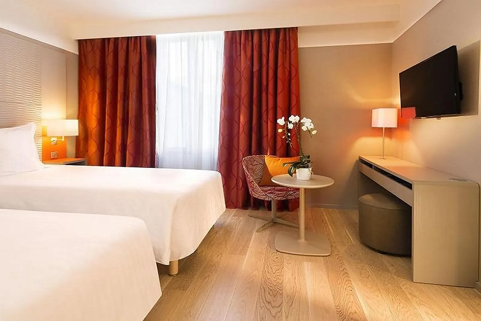 Lieux événementiels, HOTEL OCEANIA LE JURA DIJON