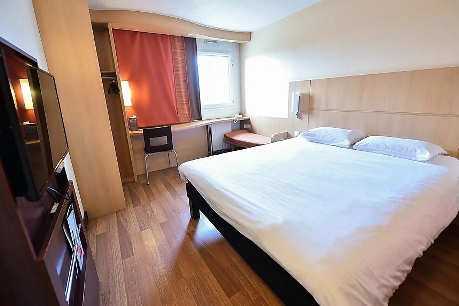 Lieux événementiels, HOTEL IBIS BEAUNE LA FERME AUX VINS