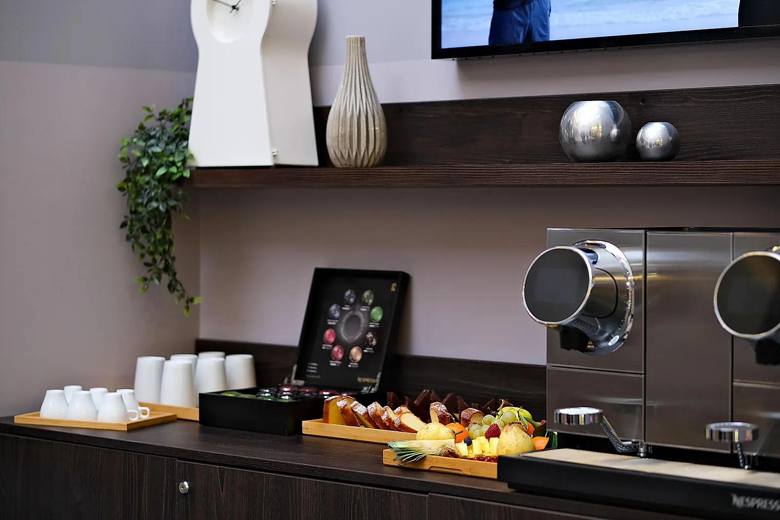 Hôtel, HÔTEL BAIE DES ANGES THALAZUR ANTIBES - THALASSOTHÉRAPIE & SPA