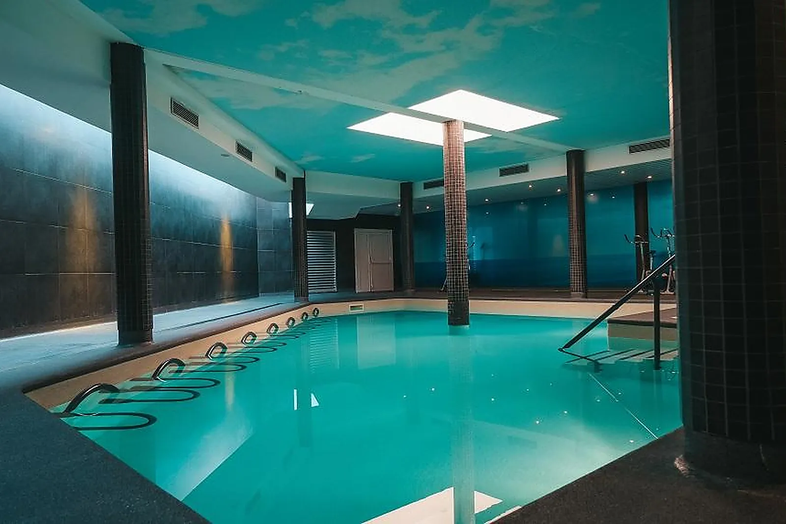 Hôtel, HÔTEL BAIE DES ANGES THALAZUR ANTIBES - THALASSOTHÉRAPIE & SPA