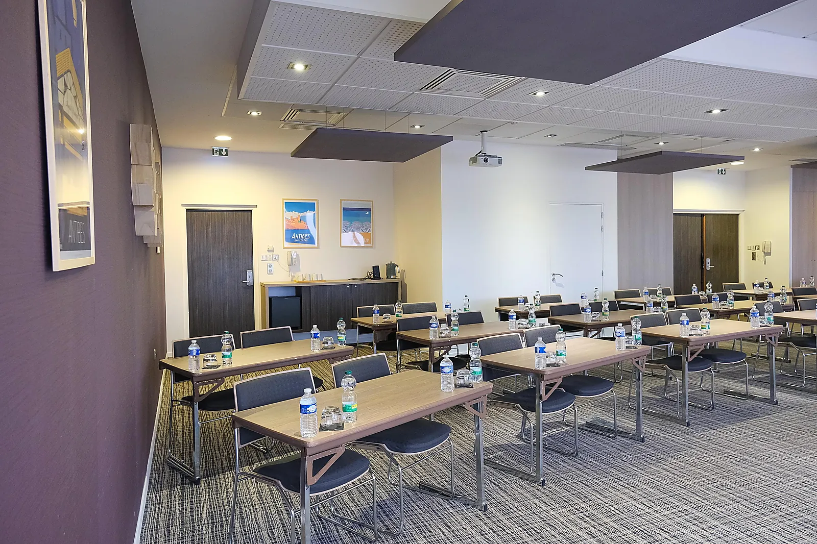 Hôtel, HÔTEL BAIE DES ANGES THALAZUR ANTIBES - THALASSOTHÉRAPIE & SPA