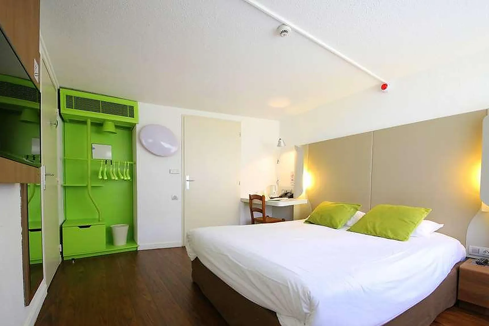 Lieux événementiels, HÔTEL CAMPANILE AIX EN PROVENCE OUEST - JAS DE BOUFFAN