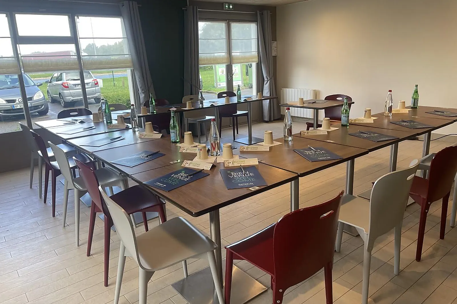 Lieux événementiels, HÔTEL CAMPANILE AMIENS - GLISY