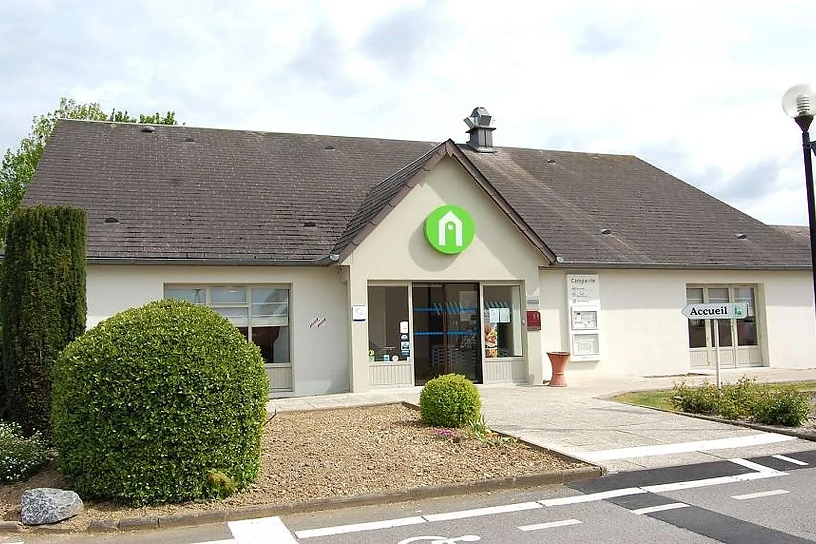 Lieux événementiels, HÔTEL CAMPANILE AMIENS - GLISY