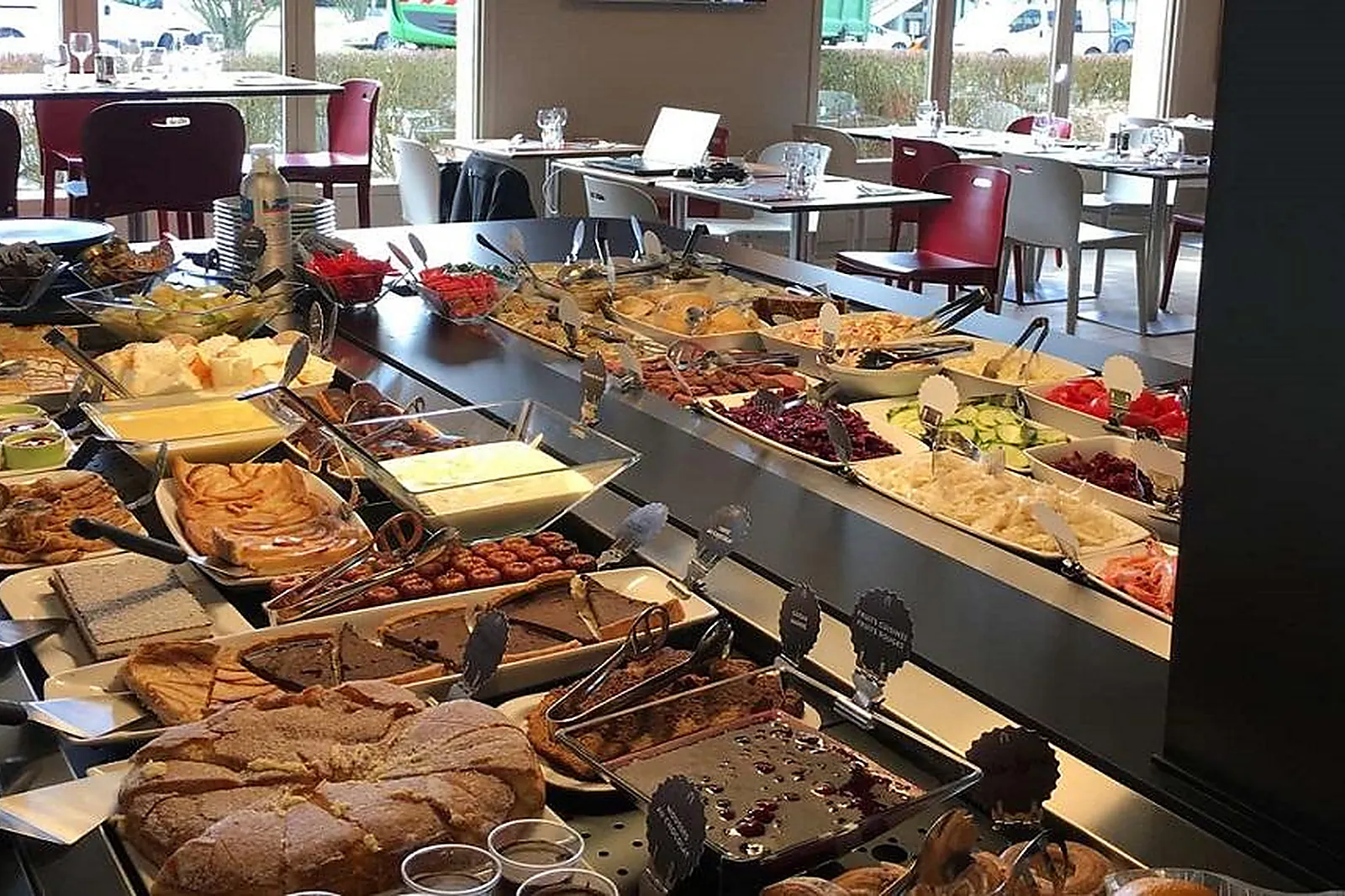 Lieux événementiels, HÔTEL CAMPANILE AMIENS - GLISY