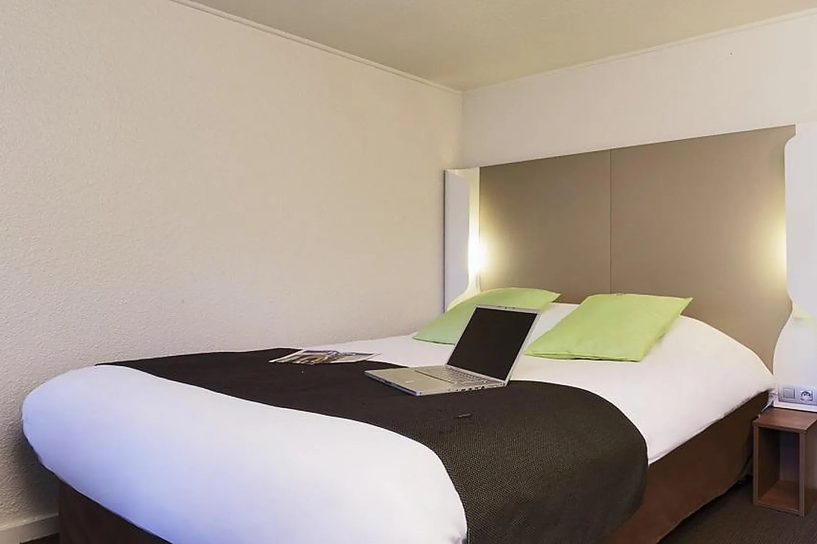 Lieux événementiels, HÔTEL CAMPANILE ARRAS