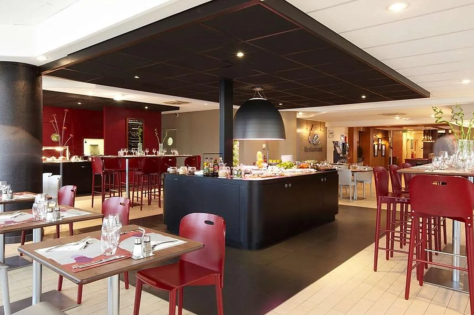 Lieux événementiels, HÔTEL CAMPANILE BEAUVAIS