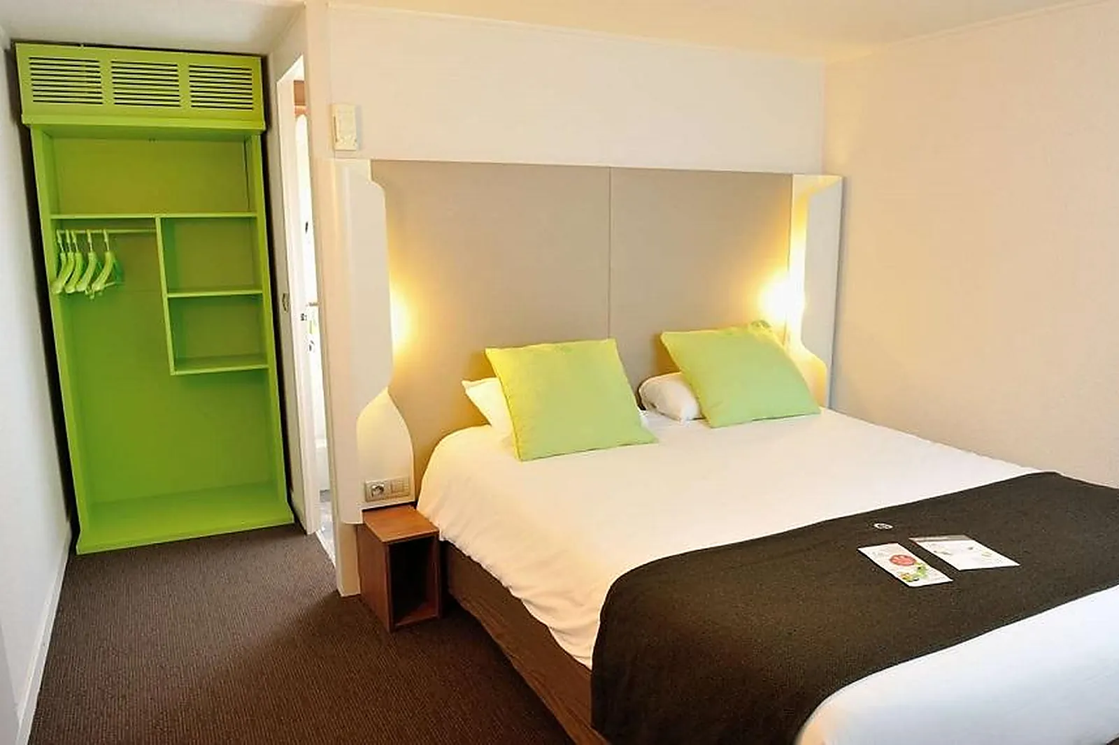 Lieux événementiels, HÔTEL CAMPANILE BEAUVAIS