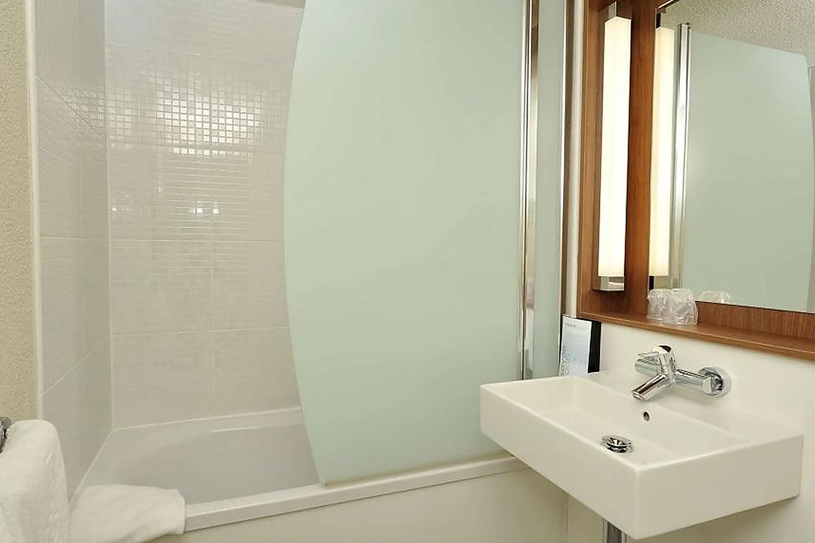 Lieux événementiels, HÔTEL CAMPANILE GRENOBLE SUD - SEYSSINS