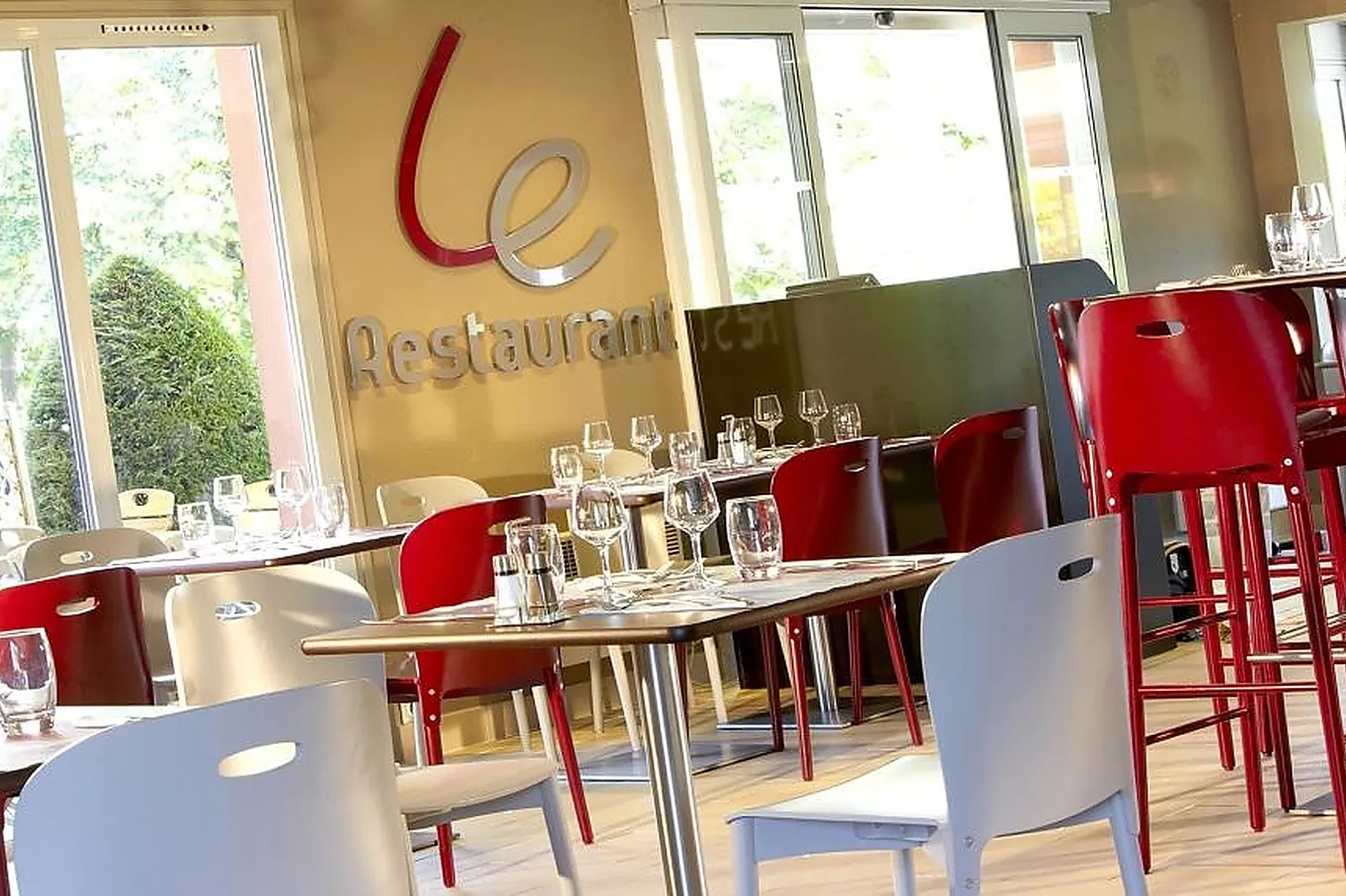 Lieux événementiels, HÔTEL CAMPANILE L'ISLE D'ABEAU - BOURGOIN JALLIEU