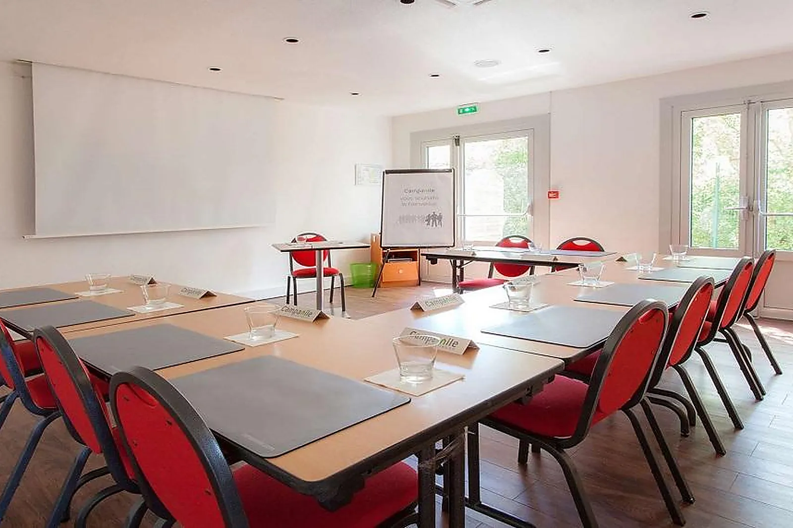 Lieux événementiels, HÔTEL CAMPANILE LYON SUD - FEYZIN