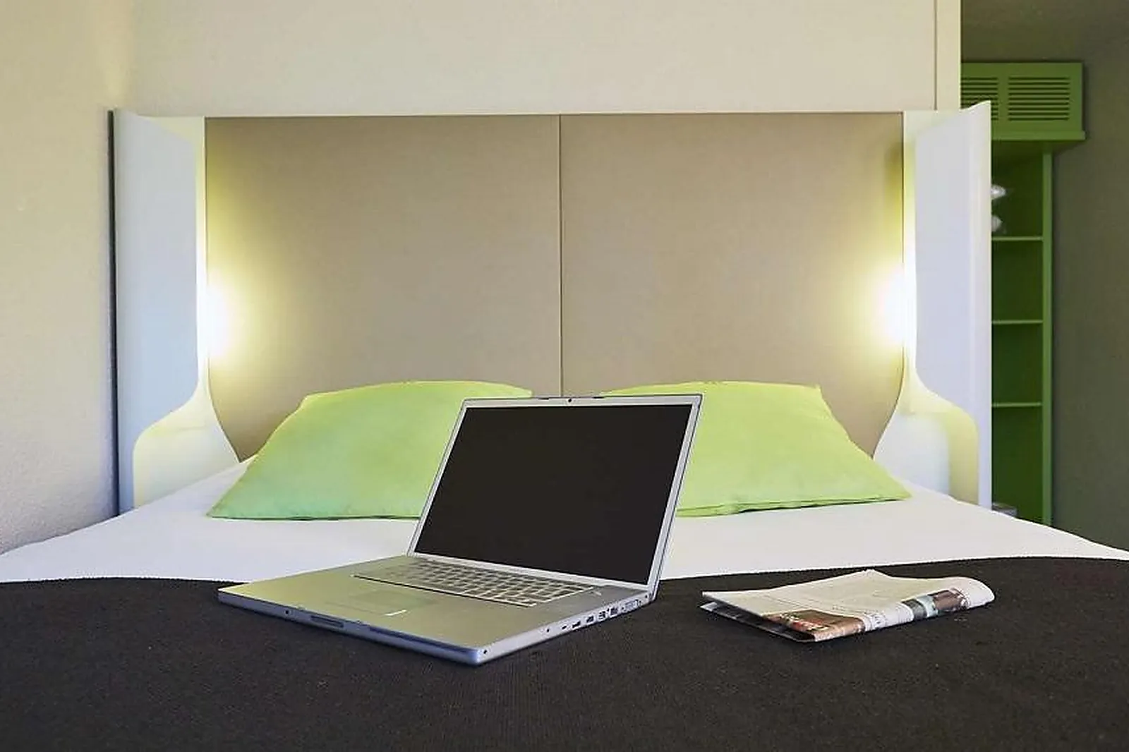 Lieux événementiels, HÔTEL CAMPANILE MONTÉLIMAR - LES TOURRETTES