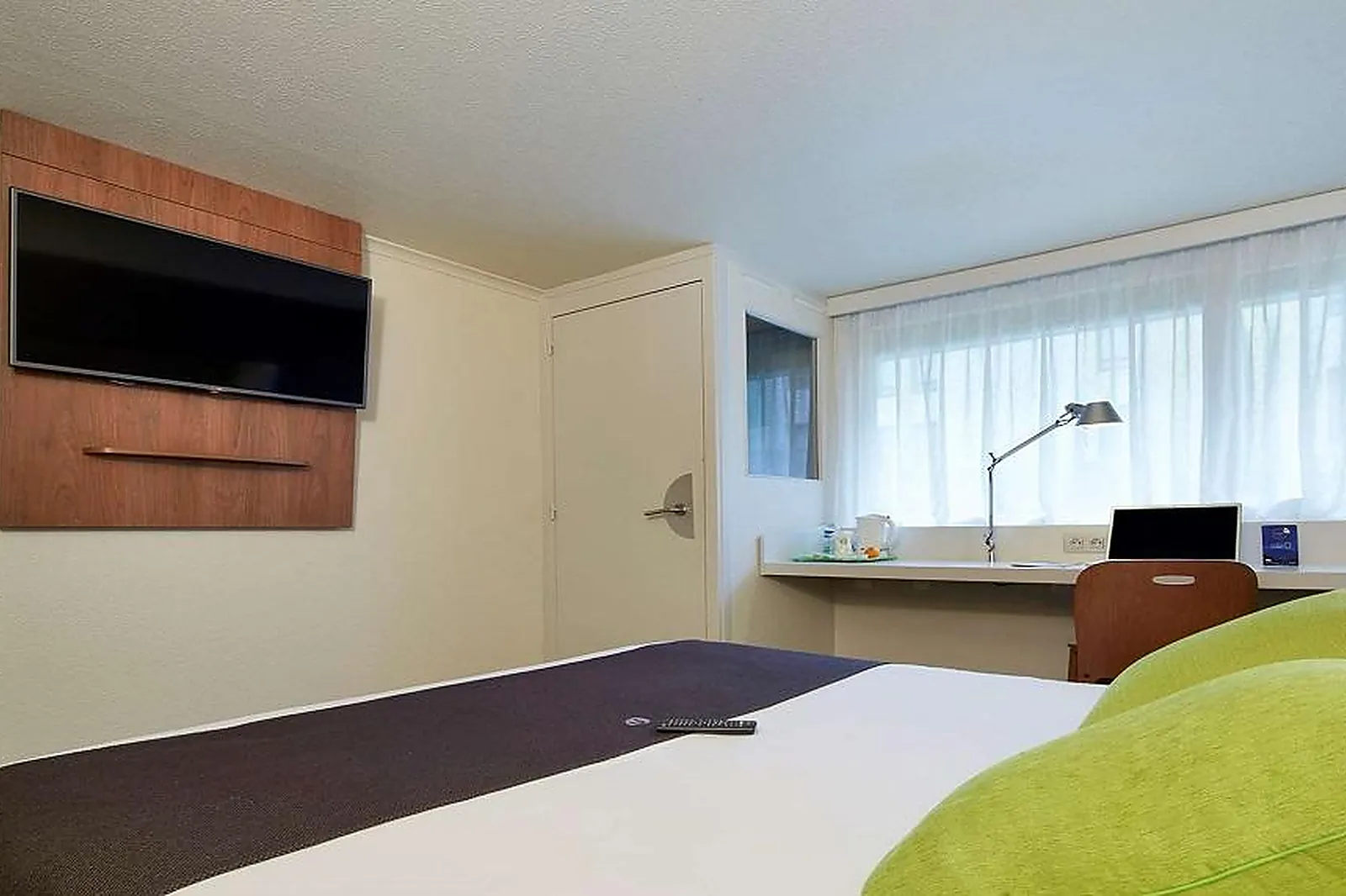 Lieux événementiels, HÔTEL CAMPANILE ORANGE