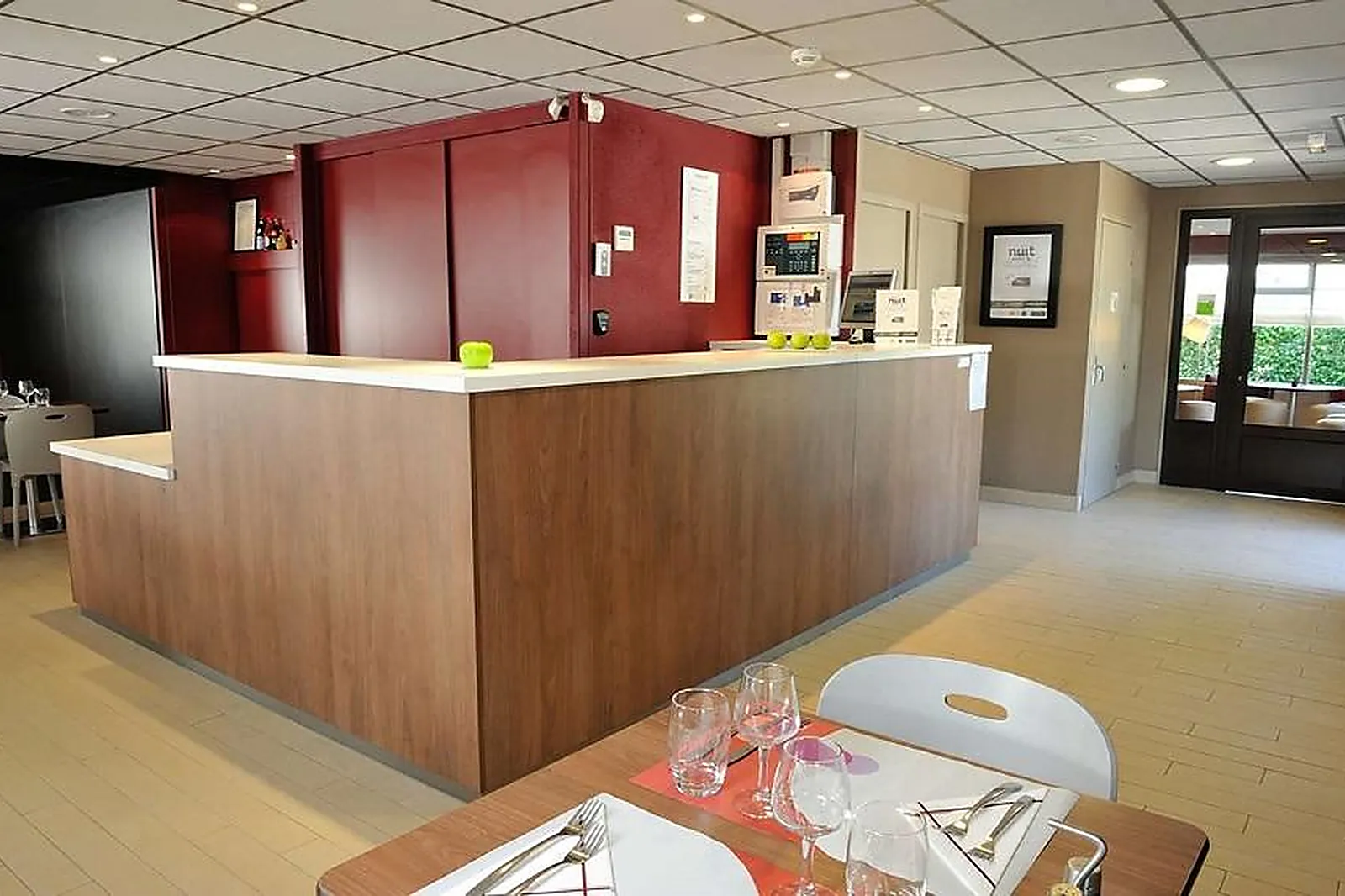 Lieux événementiels, HÔTEL CAMPANILE ORANGE