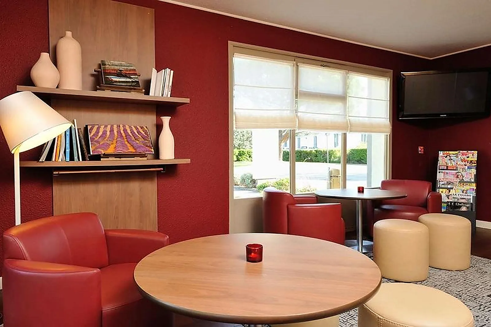 Lieux événementiels, HÔTEL CAMPANILE ORANGE