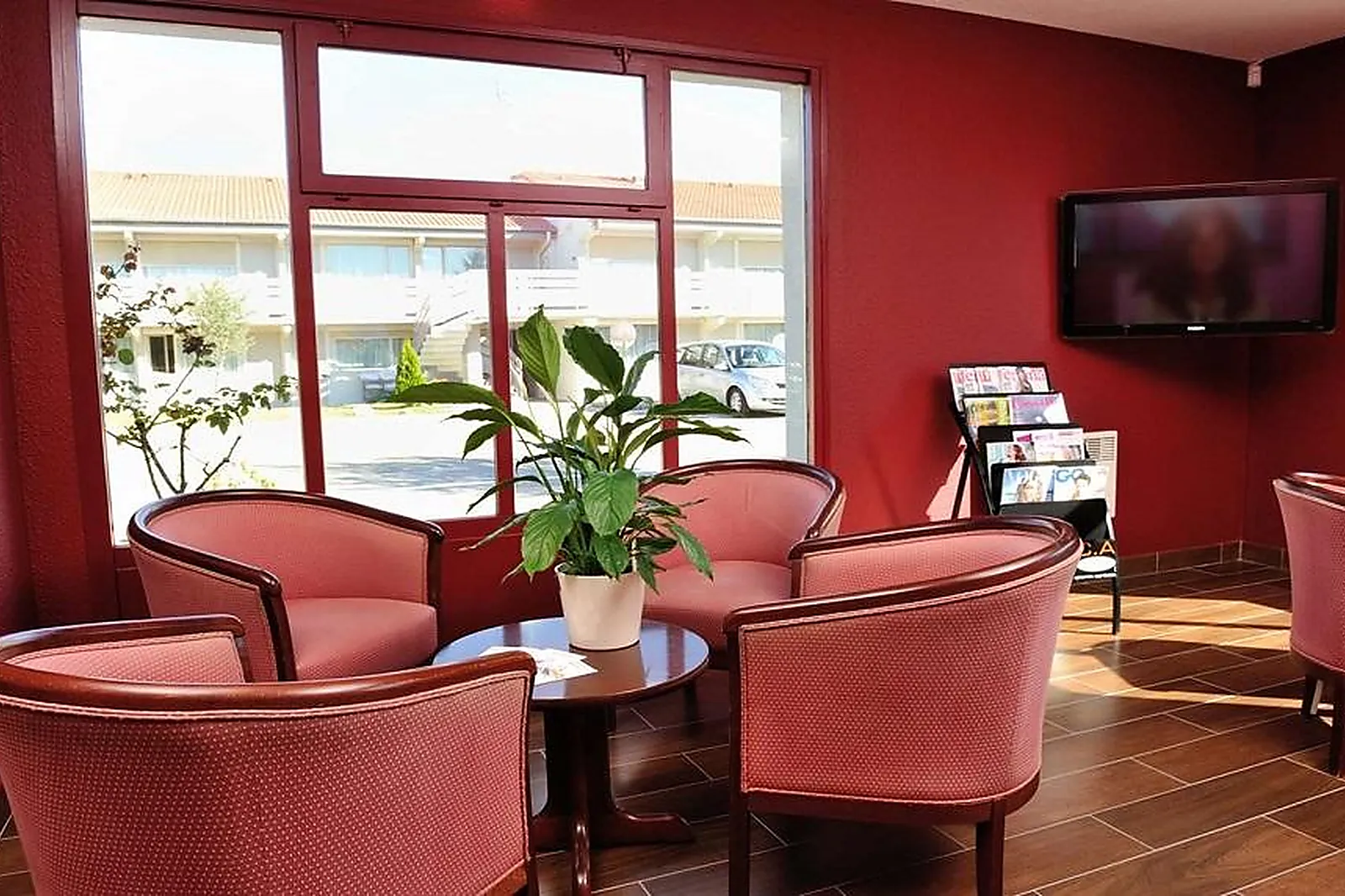 Lieux événementiels, HÔTEL CAMPANILE VALENCE SUD