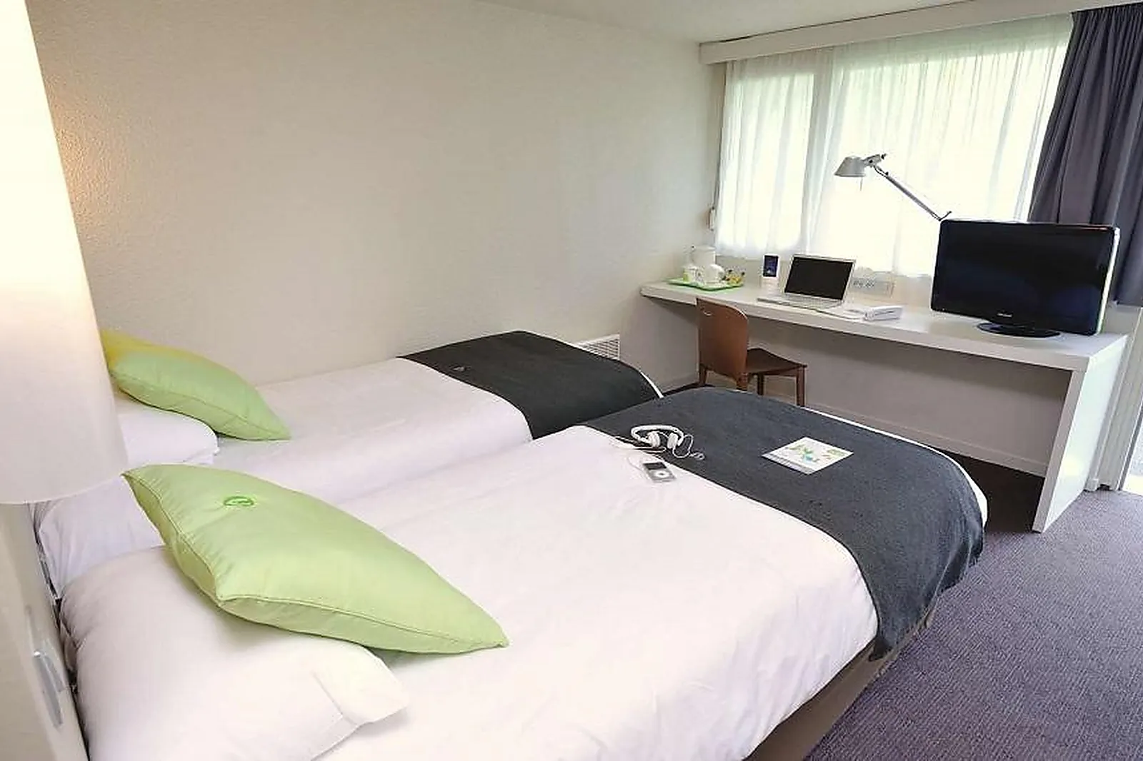 Lieux événementiels, HÔTEL CAMPANILE VALENCE SUD